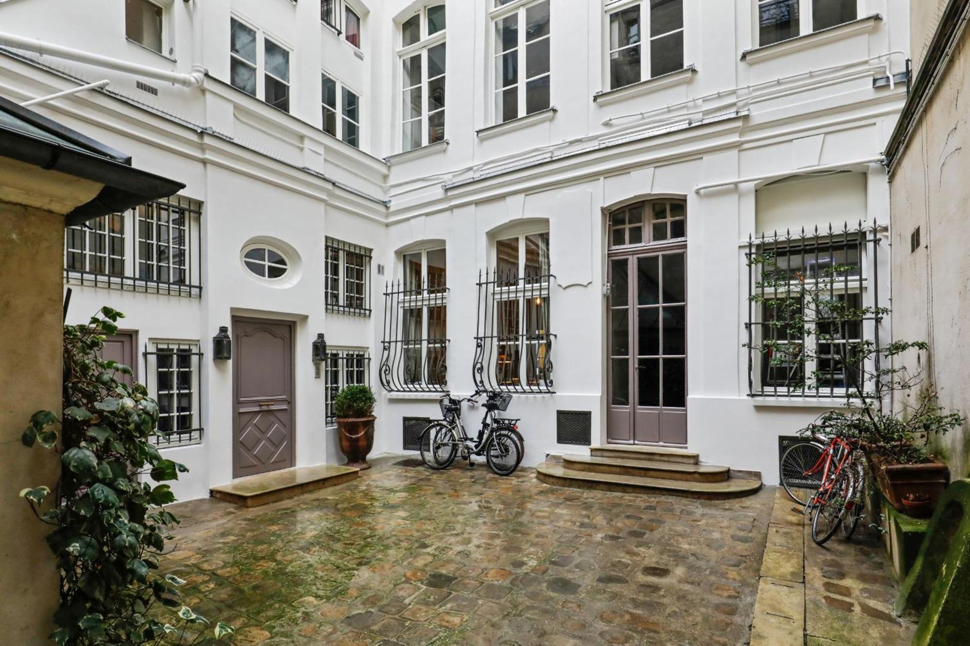 Le Marais & Place Des Vosges - Cityapartmentstay Paris Luaran gambar